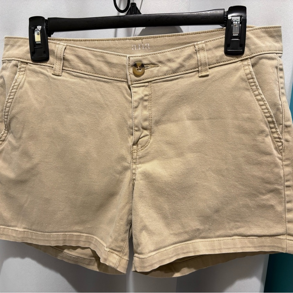 Women's ana Tan Shorts